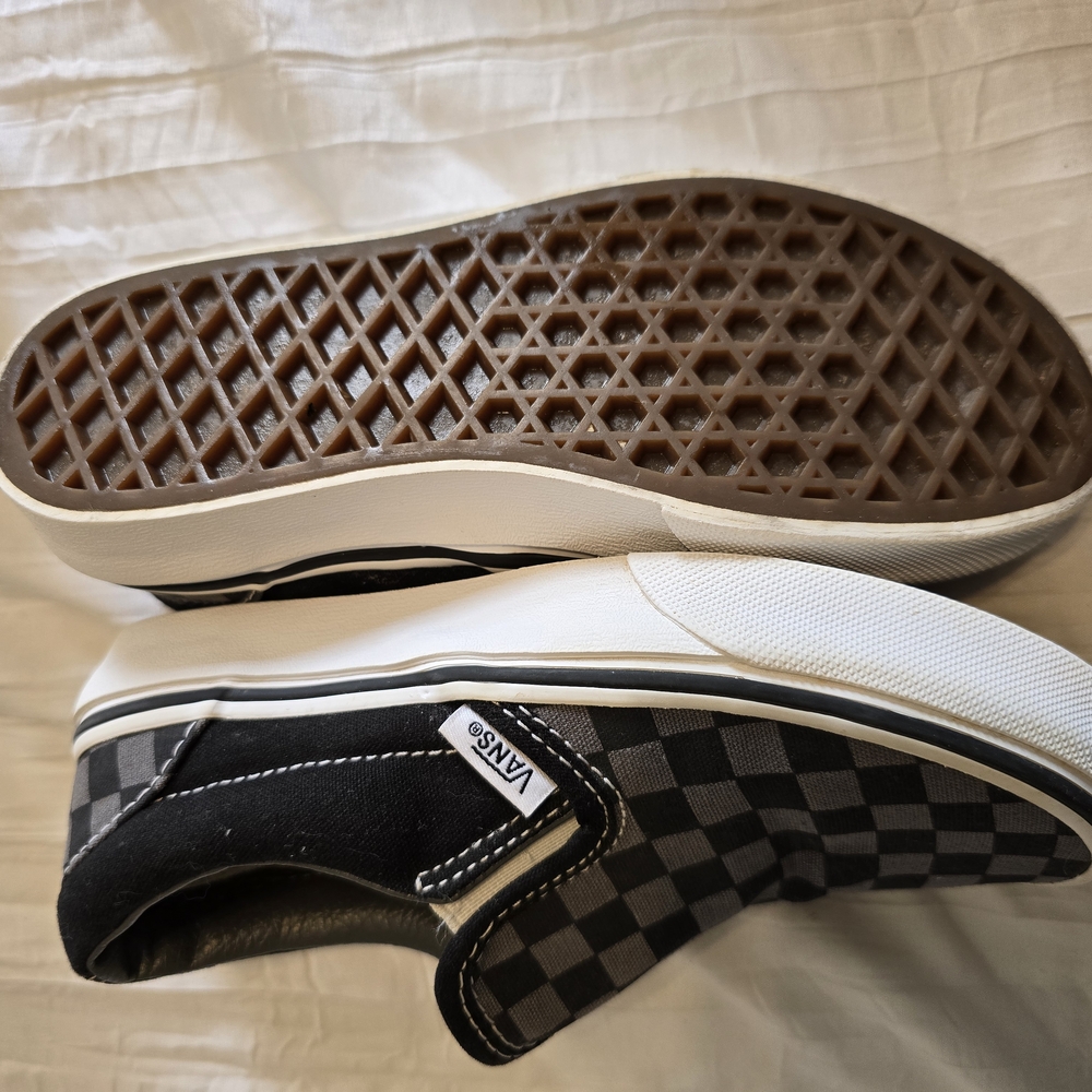Vans Men's Black Checkered Shoes